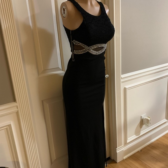 Women’s junior black lace top halter maxi bodycon dress size (S) sleeveless - Picture 6 of 10